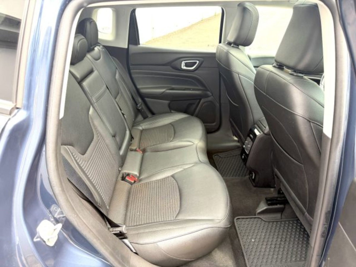 Jeep Compass 1.3 T4 190CV PHEV AT6 4xe Limited (14)