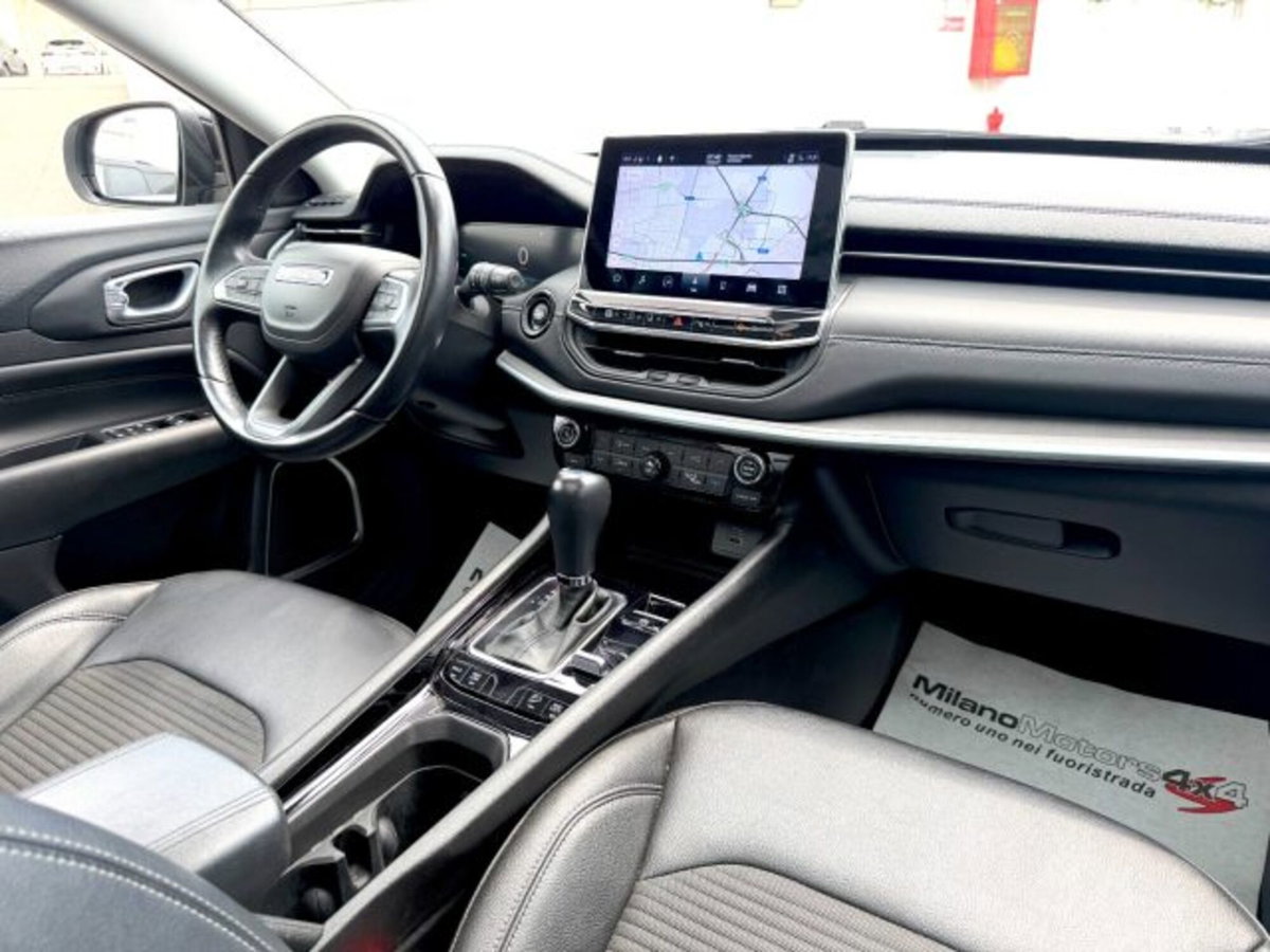 Jeep Compass 1.3 T4 190CV PHEV AT6 4xe Limited (19)