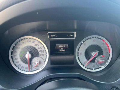 Mercedes-Benz Classe A 180 CDI Premium (13)
