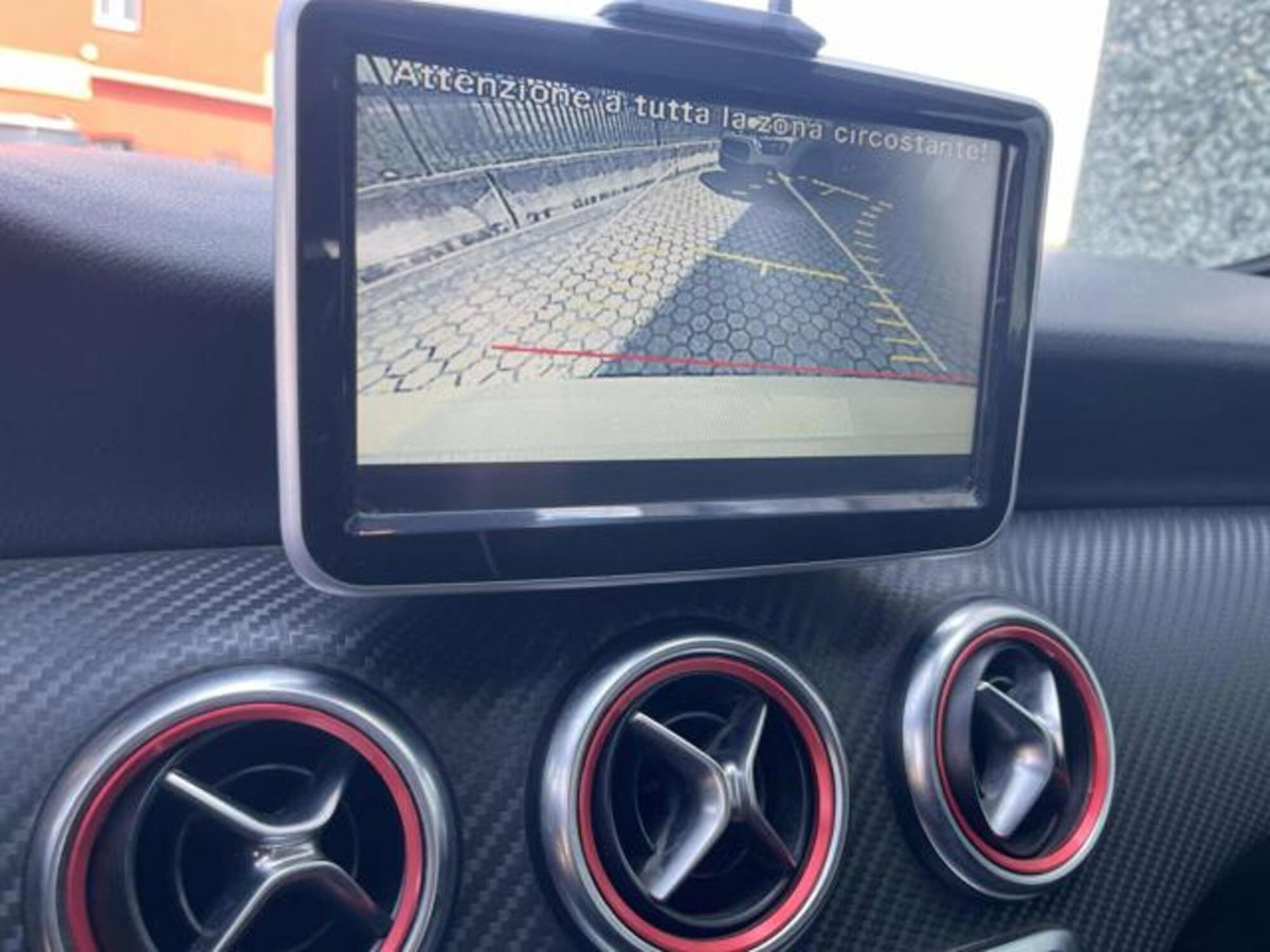 Mercedes-Benz Classe A 180 CDI Premium (2)