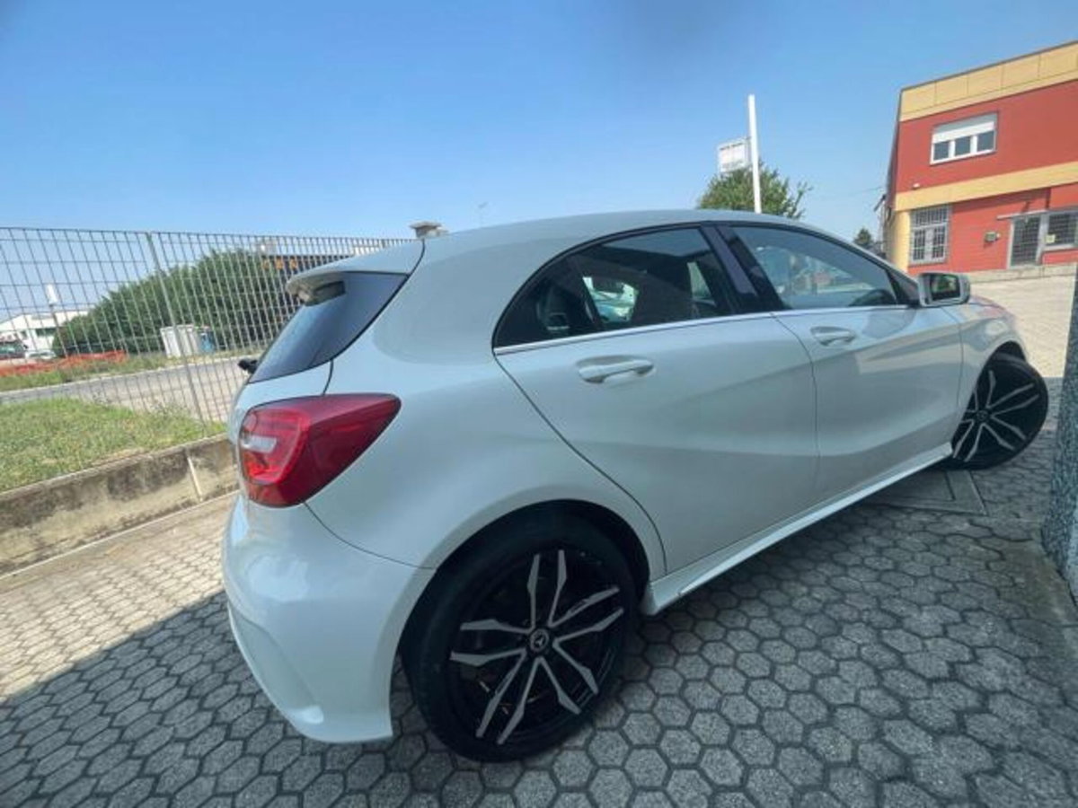Mercedes-Benz Classe A 180 CDI Premium (8)