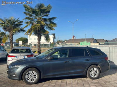 Skoda Octavia Station Wagon 2.0 TDI EVO SCR DSG Wagon Executive (3)