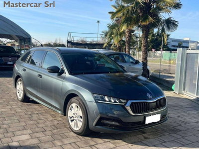 Skoda Octavia Station Wagon 2.0 TDI EVO SCR DSG Wagon Executive (9)