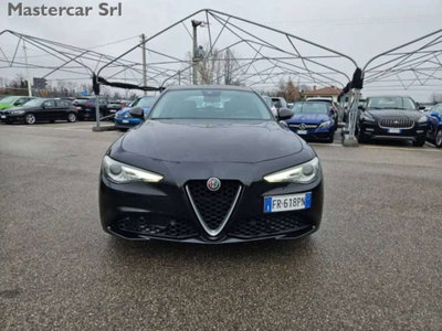Alfa Romeo Giulia 2.2 Turbodiesel 180 CV AT8 AWD Q4 Super (2)
