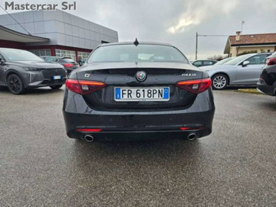 Alfa Romeo Giulia 2.2 Turbodiesel 180 CV AT8 AWD Q4 Super (7)
