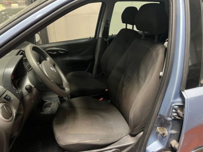 Fiat Punto Classic 1.2 5 porte Active GPL (9)