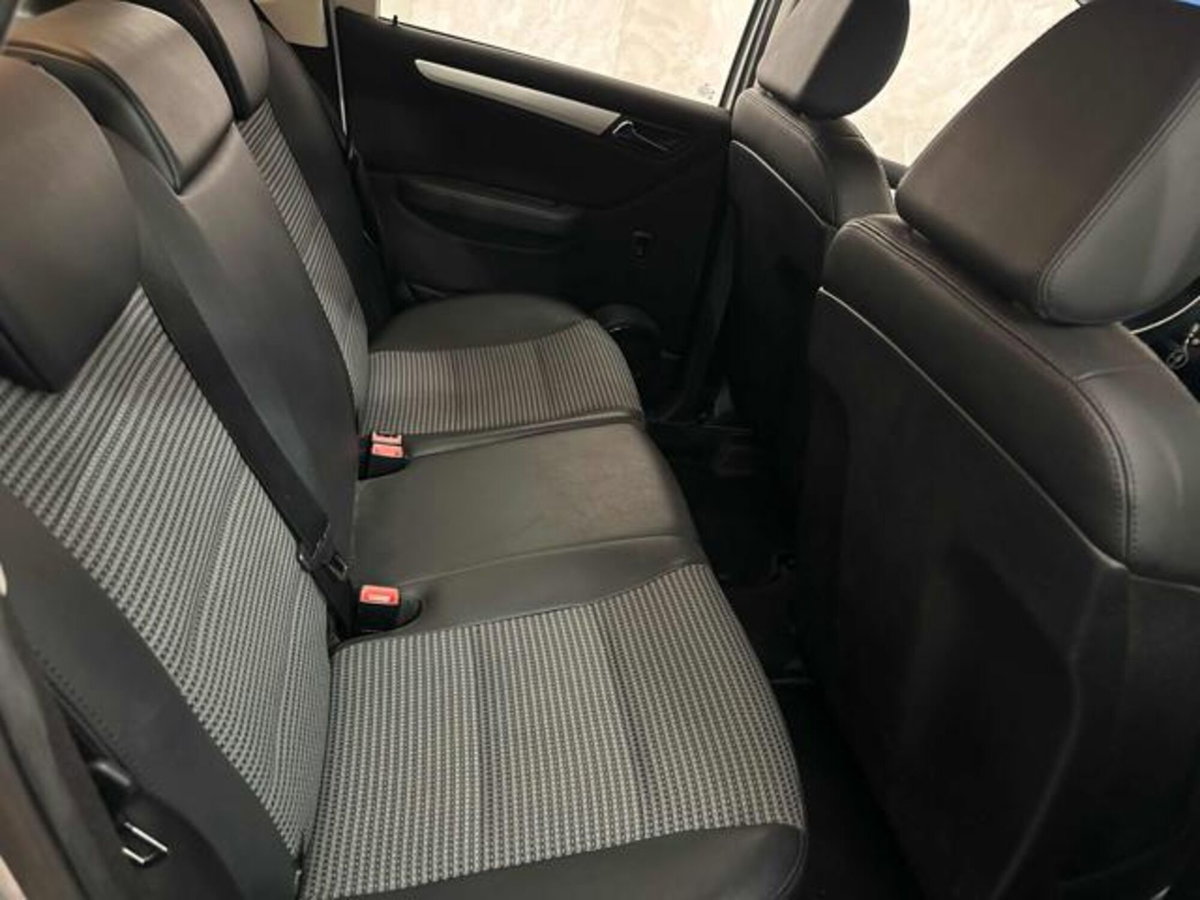 Mercedes-Benz Classe A 180 CDI Elegance (10)