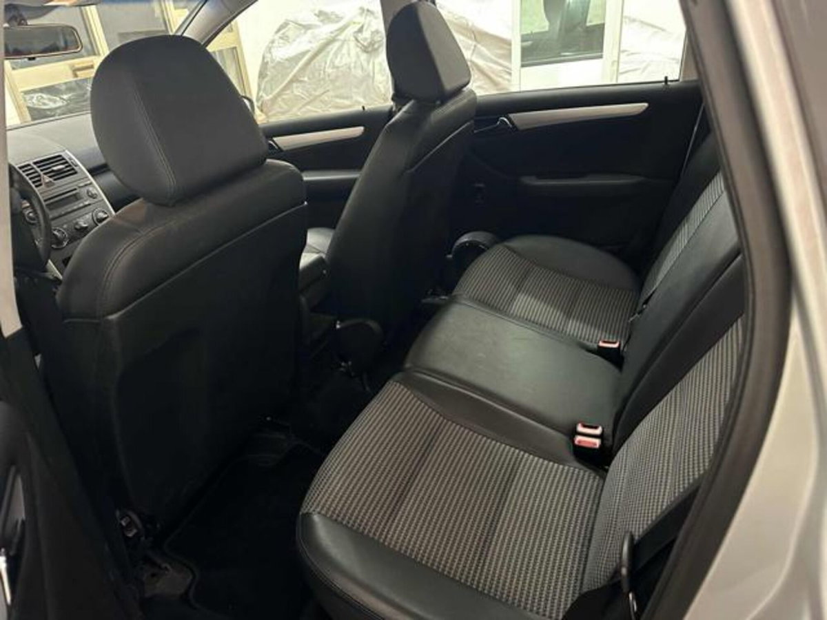 Mercedes-Benz Classe A 180 CDI Elegance (8)