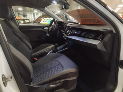 Audi A1 citycarver 30 TFSI S tronic Identity Contrast (12)
