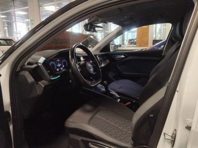 Audi A1 citycarver 30 TFSI S tronic Identity Contrast (14)