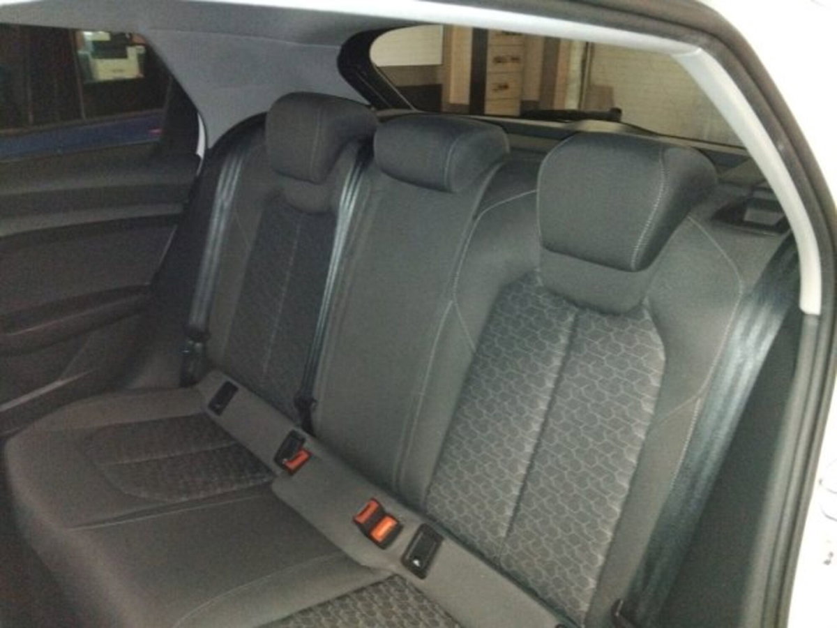 Audi A1 citycarver 30 TFSI S tronic Identity Contrast (8)