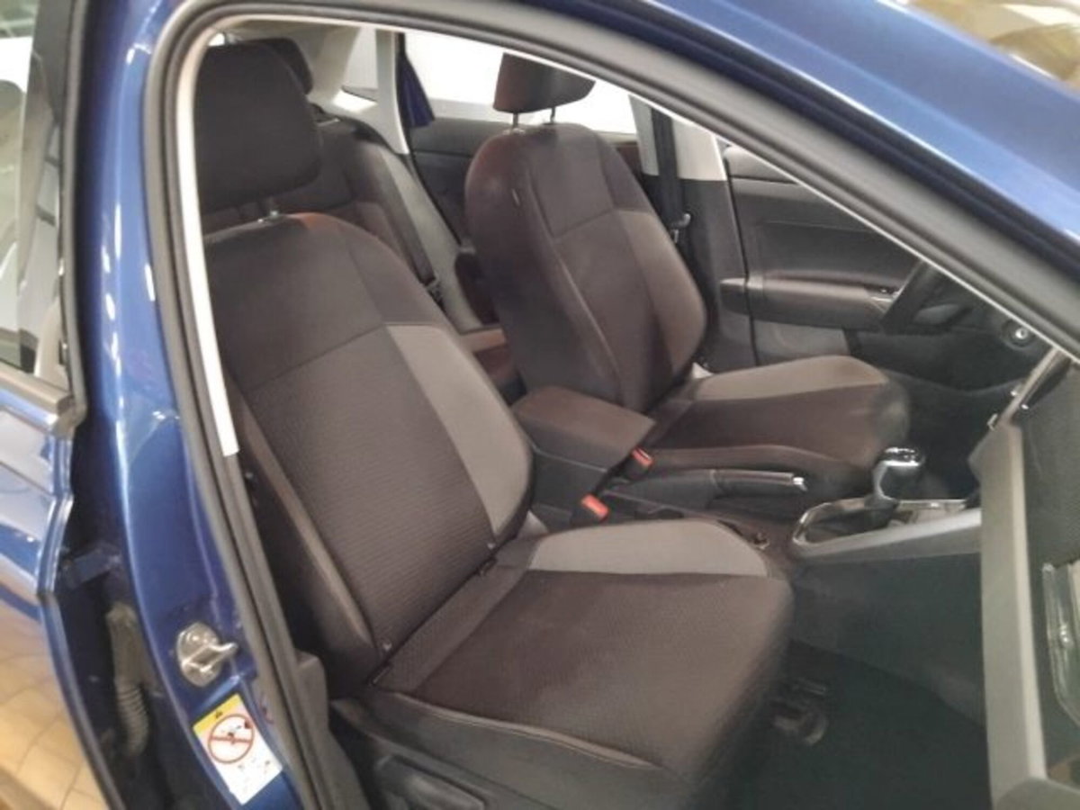 Volkswagen Polo 1.0 tsi Life 95cv dsg (14)
