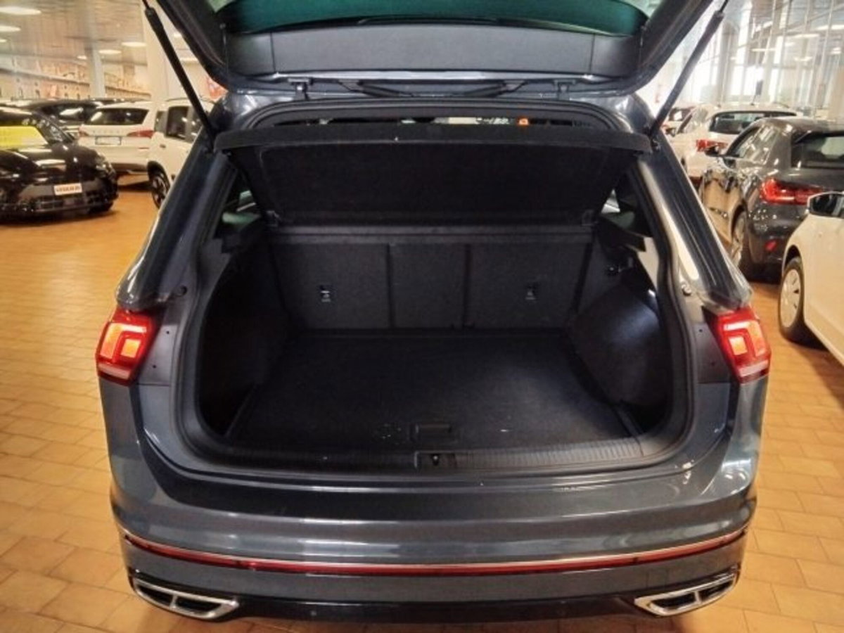 Volkswagen Tiguan Allspace 2.0 tdi R-Line 150cv dsg (11)