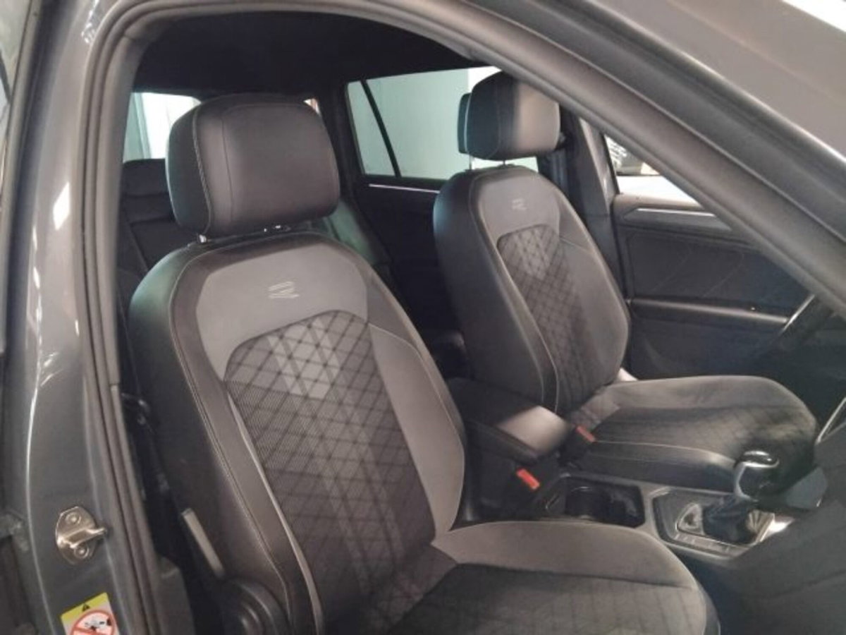 Volkswagen Tiguan Allspace 2.0 tdi R-Line 150cv dsg (15)