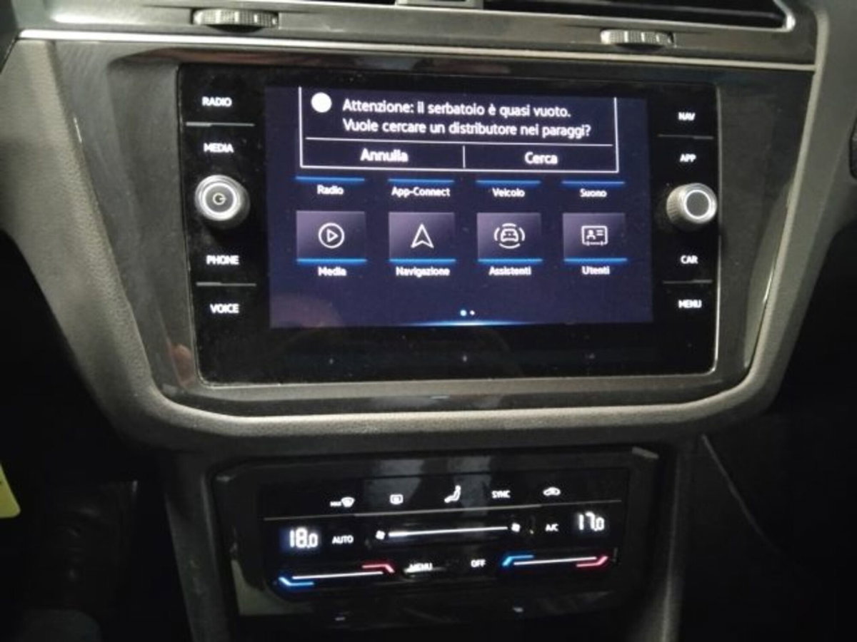 Volkswagen Tiguan Allspace 2.0 tdi R-Line 150cv dsg (20)