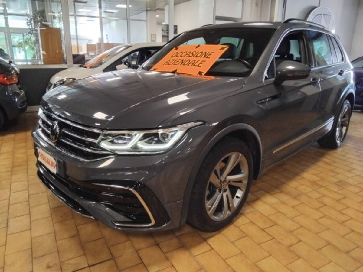 Volkswagen Tiguan Allspace 2.0 tdi R-Line 150cv dsg (3)