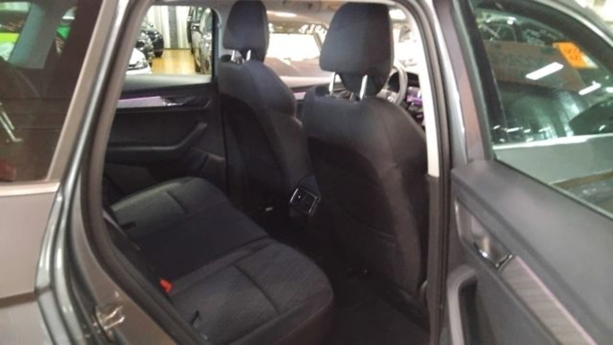 Skoda Karoq 2.0 TDI SCR 4x4 DSG Style (12)