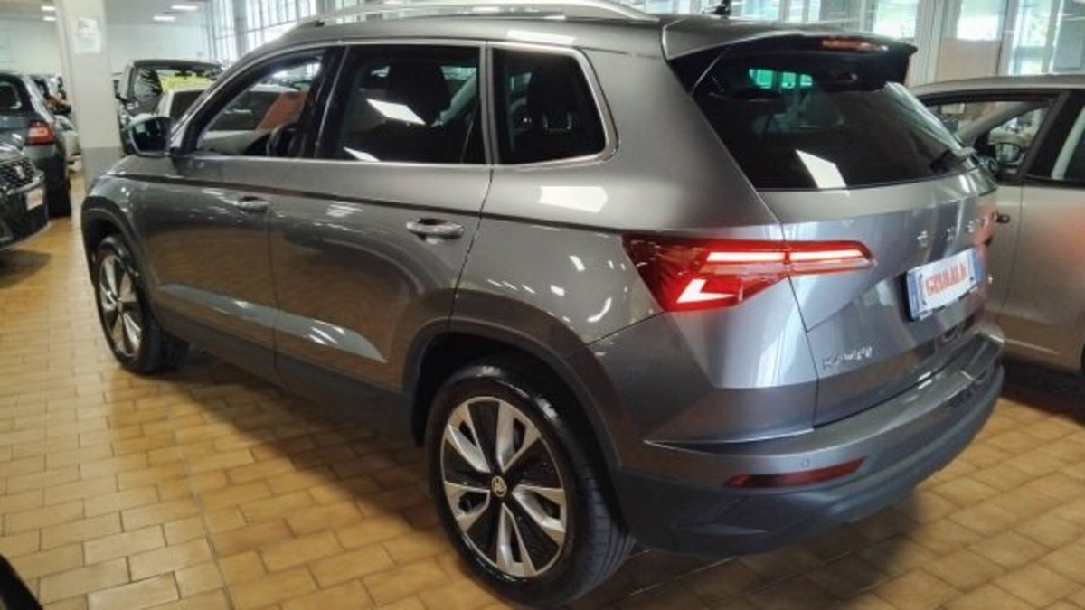 Skoda Karoq 2.0 TDI SCR 4x4 DSG Style (4)