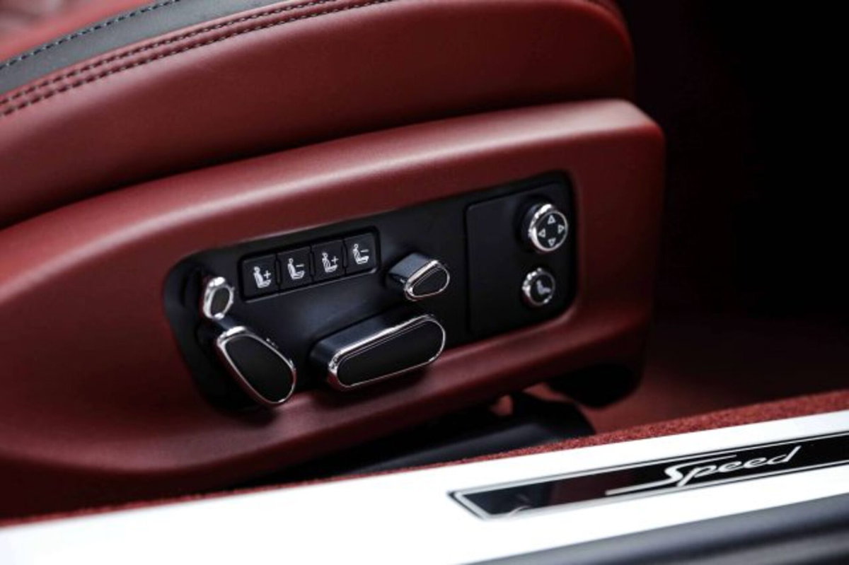 Bentley Continental GTC Continental GTC 6.0 W12 Speed Edition 12 auto (13)