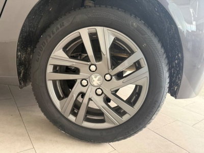 Peugeot 208 PureTech 75 Stop&Start 5 porte Allure Pack (18)
