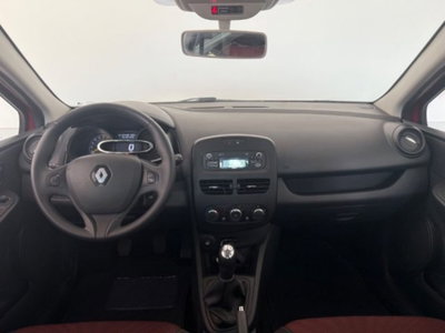 Renault Clio 1.2 75CV 5 porte Wave (16)