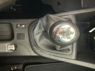 Renault Clio 1.2 75CV 5 porte Wave (9)