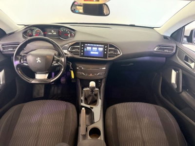 Peugeot 308 PureTech Turbo 130 S&S GT Line (12)