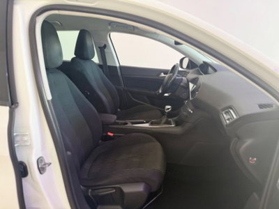 Peugeot 308 PureTech Turbo 130 S&S GT Line (7)