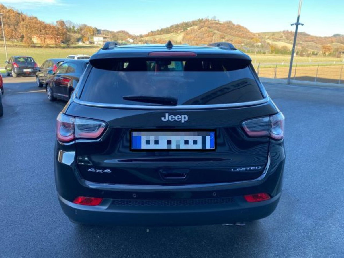 Jeep Compass 2.0 Multijet II aut. 4WD Limited (6)