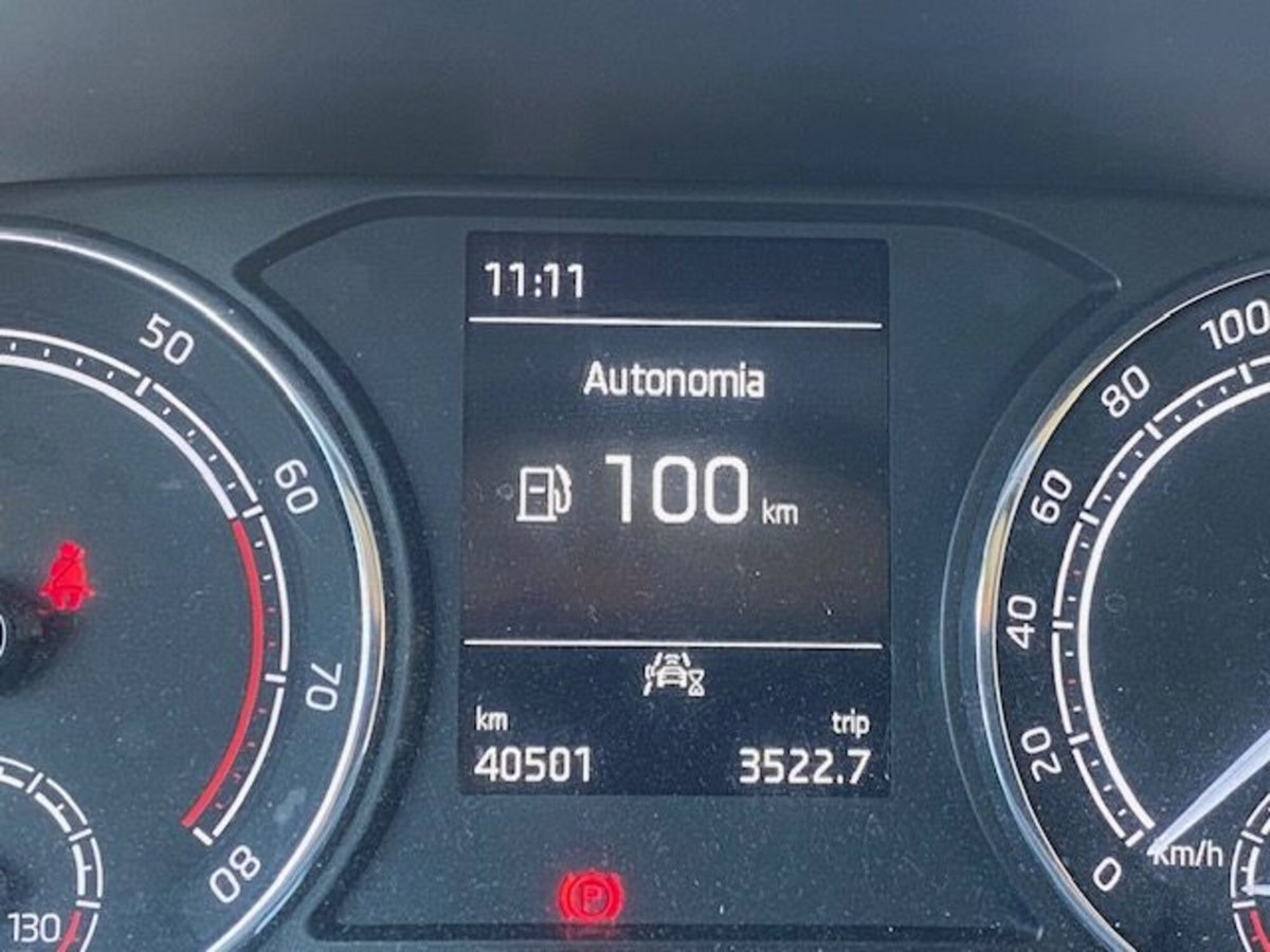 Skoda Fabia 1.0 MPI EVO 65 CV Ambition (9)