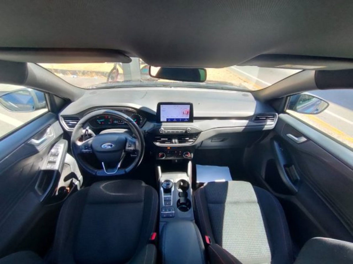 Ford Focus 1.5 EcoBoost 150 CV automatico 5p. ST-Line X Co-Pilot (8)