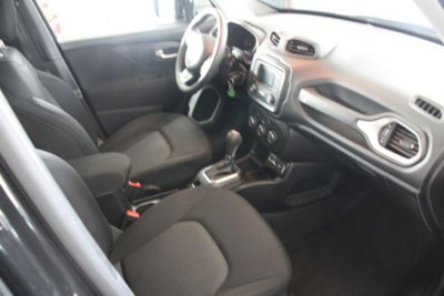 Jeep Renegade 1.6 Mjt DDCT 120 CV Longitude (8)