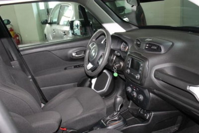 Jeep Renegade 1.6 Mjt DDCT 120 CV Longitude (9)