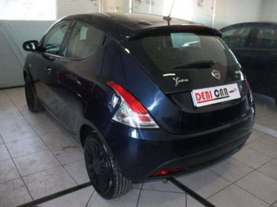 Lancia Ypsilon Multijet 16V Zero 6 (2)