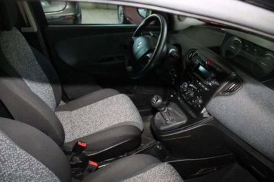 Lancia Ypsilon Multijet 16V Zero 6 (9)