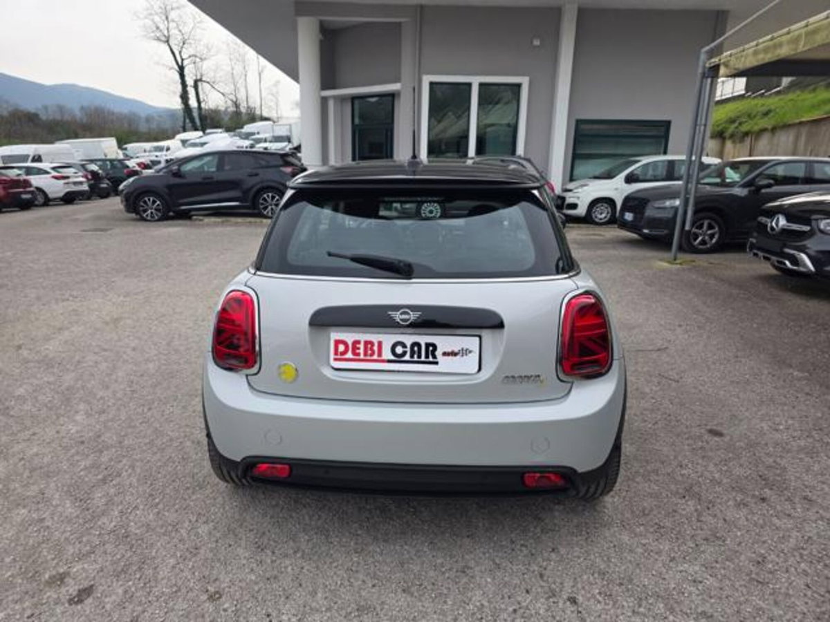 MINI Mini Cooper SE Resolute (5)