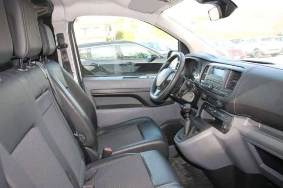 Peugeot Expert Furgone 2.0 HDi 120CV PC-TN 10Q Furgone Vetrato (8)