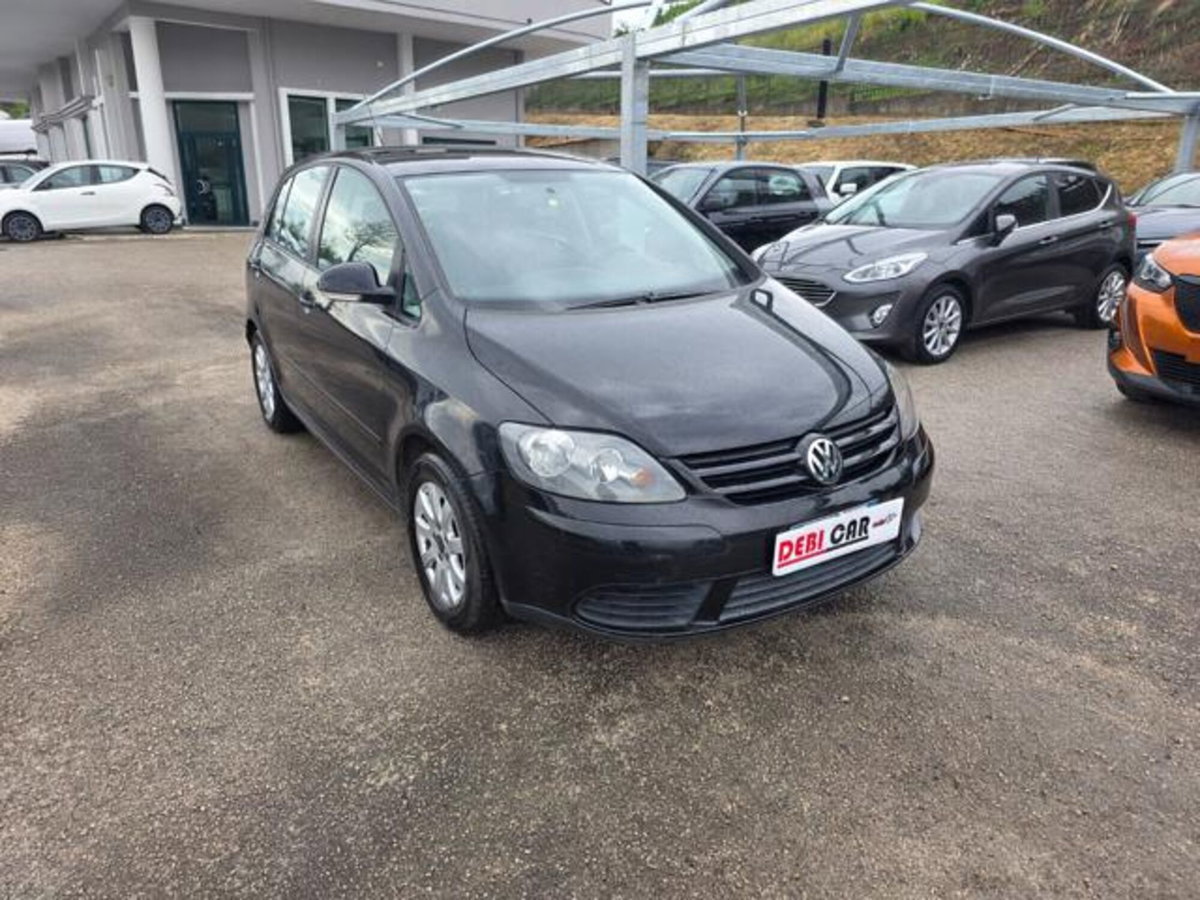 Volkswagen Golf Plus 1.9 TDI Blue-T (3)