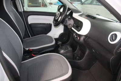 Renault Twingo SCe EDC Intens (8)