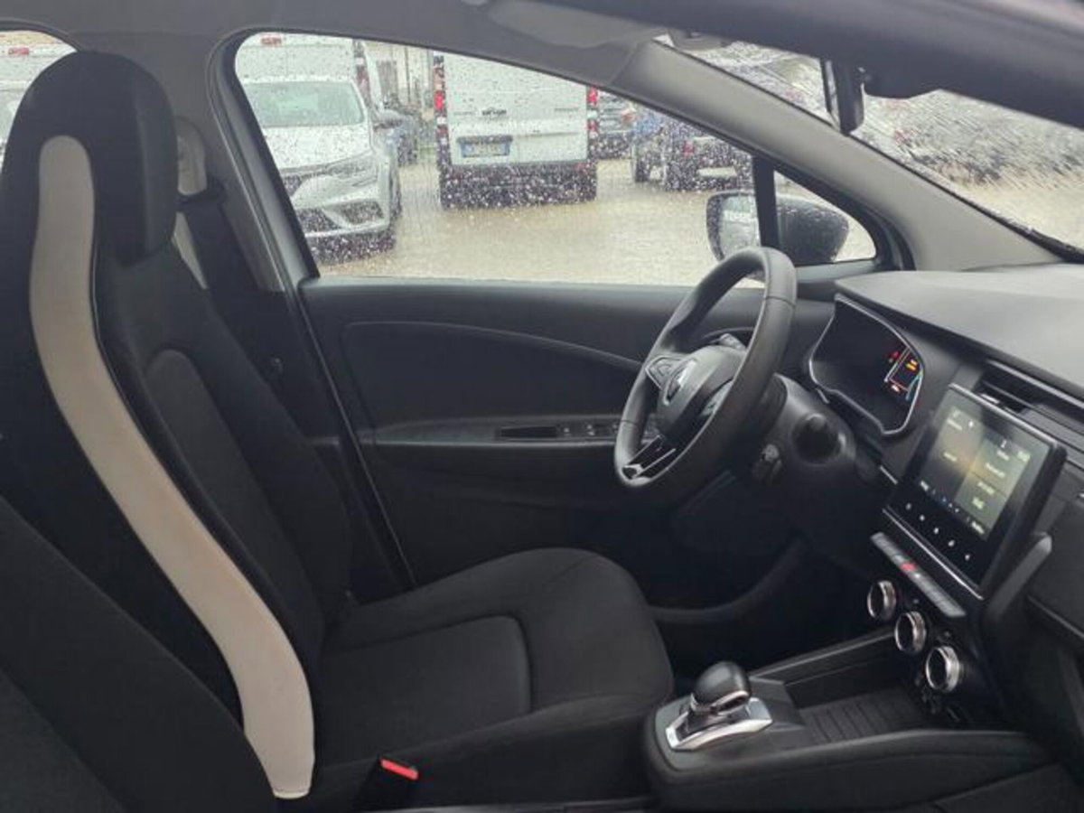 Renault Zoe Equilibre R110 qstomize van (8)