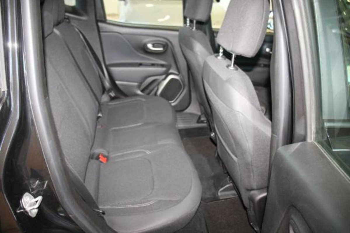 Jeep Renegade 1.4 T-Jet 120 CV GPL Longitude (10)