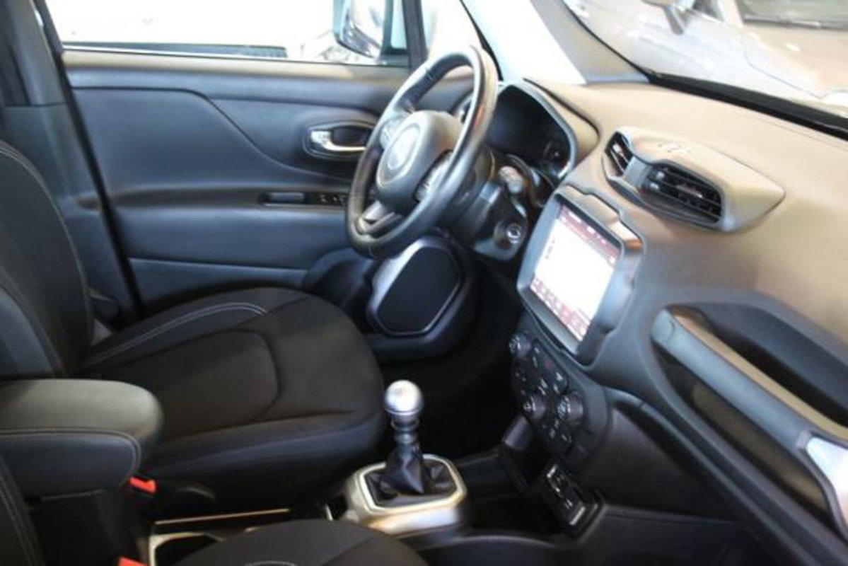 Jeep Renegade 1.4 T-Jet 120 CV GPL Longitude (9)