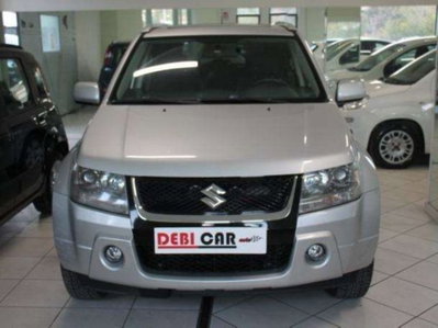 Suzuki Grand Vitara 1.9 DDiS 3p. Evolution Navi (2)