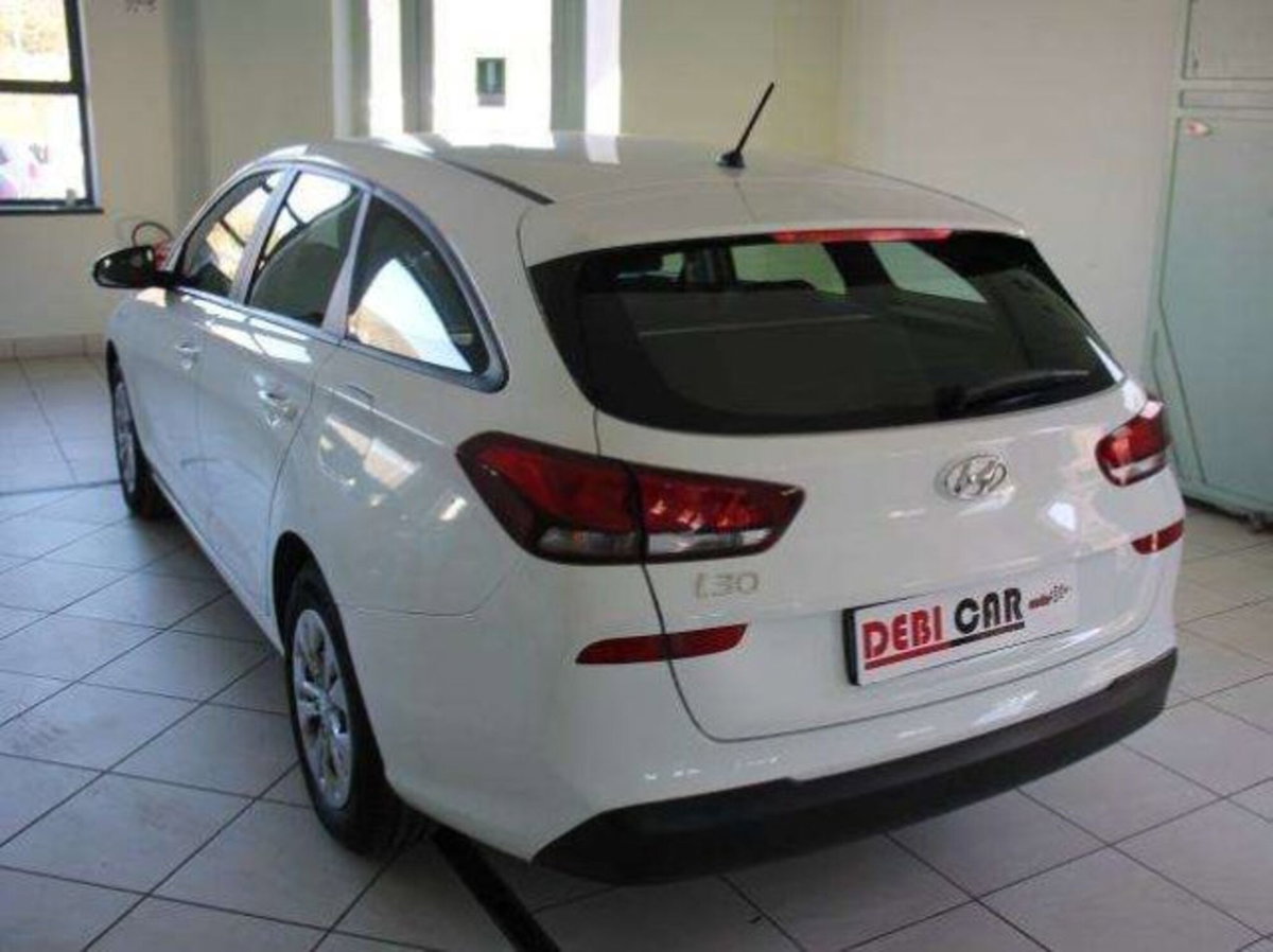 Hyundai i30 Station Wagon 1.4 BlueDrive GPL Comfort (4)