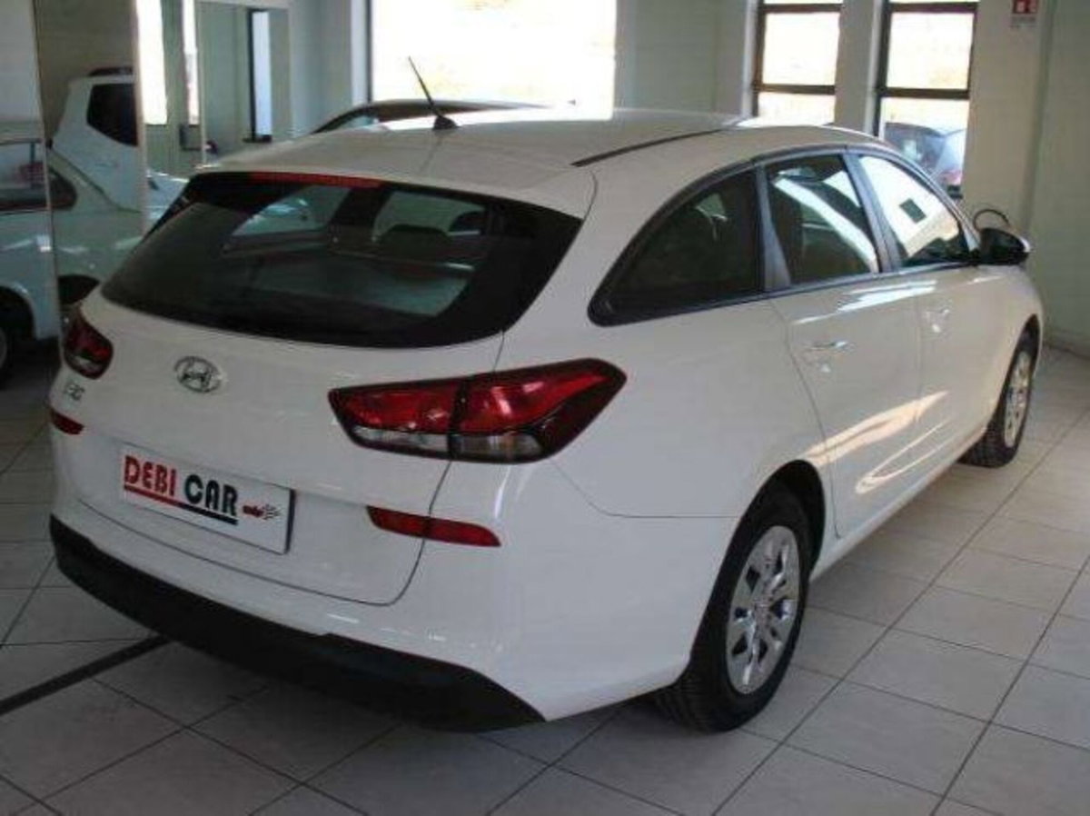Hyundai i30 Station Wagon 1.4 BlueDrive GPL Comfort (6)