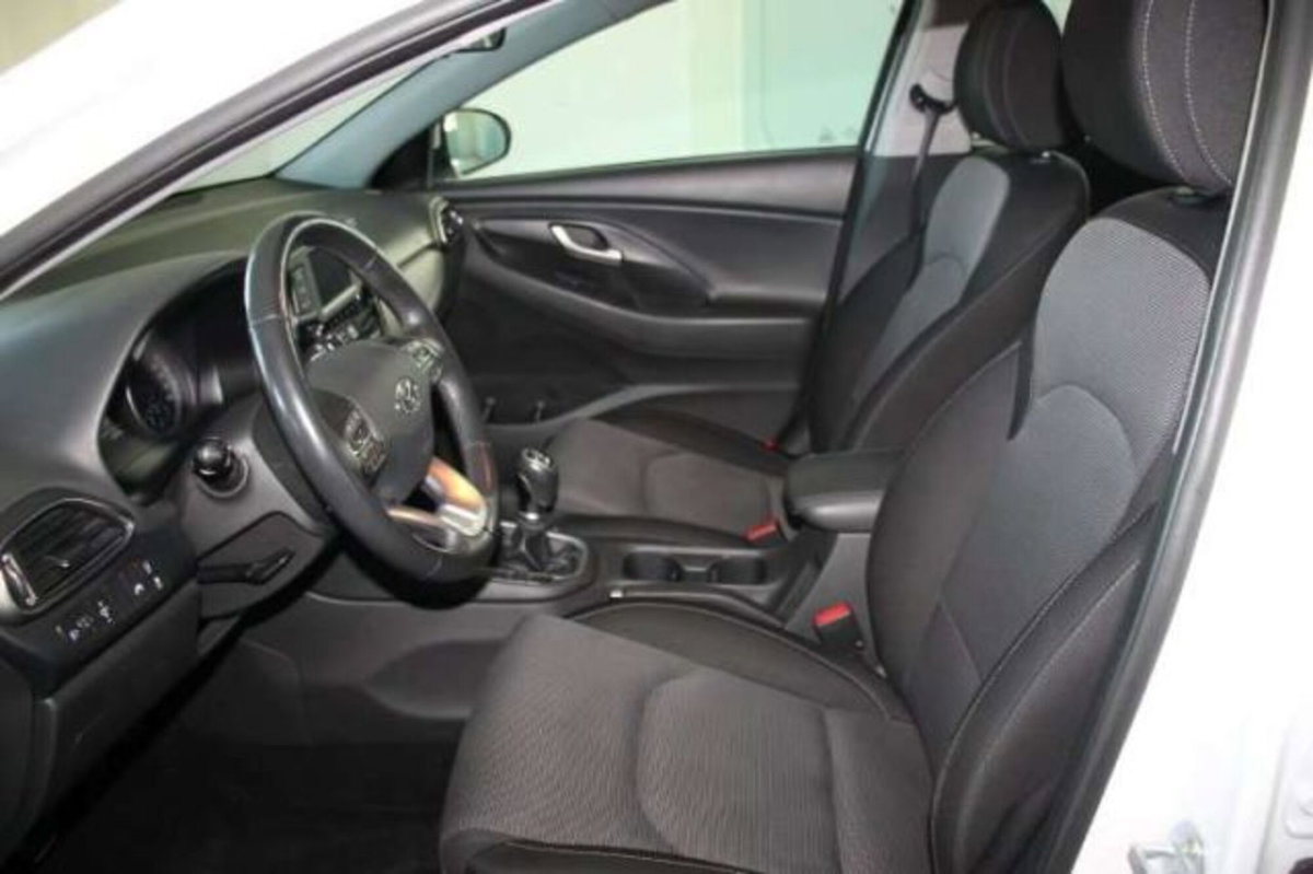 Hyundai i30 Station Wagon 1.4 BlueDrive GPL Comfort (7)