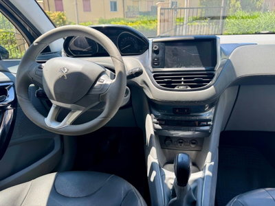 Peugeot 208 VTi 82 CV 5 porte Allure (8)