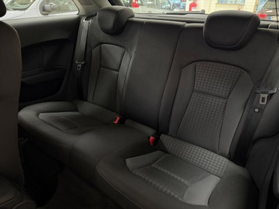 Audi A1 1.2 TFSI Ambition (11)