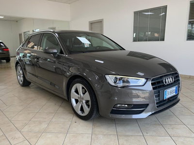 Audi A3 Sportback 1.6 TDI Attraction (3)