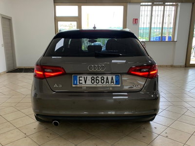 Audi A3 Sportback 1.6 TDI Attraction (6)